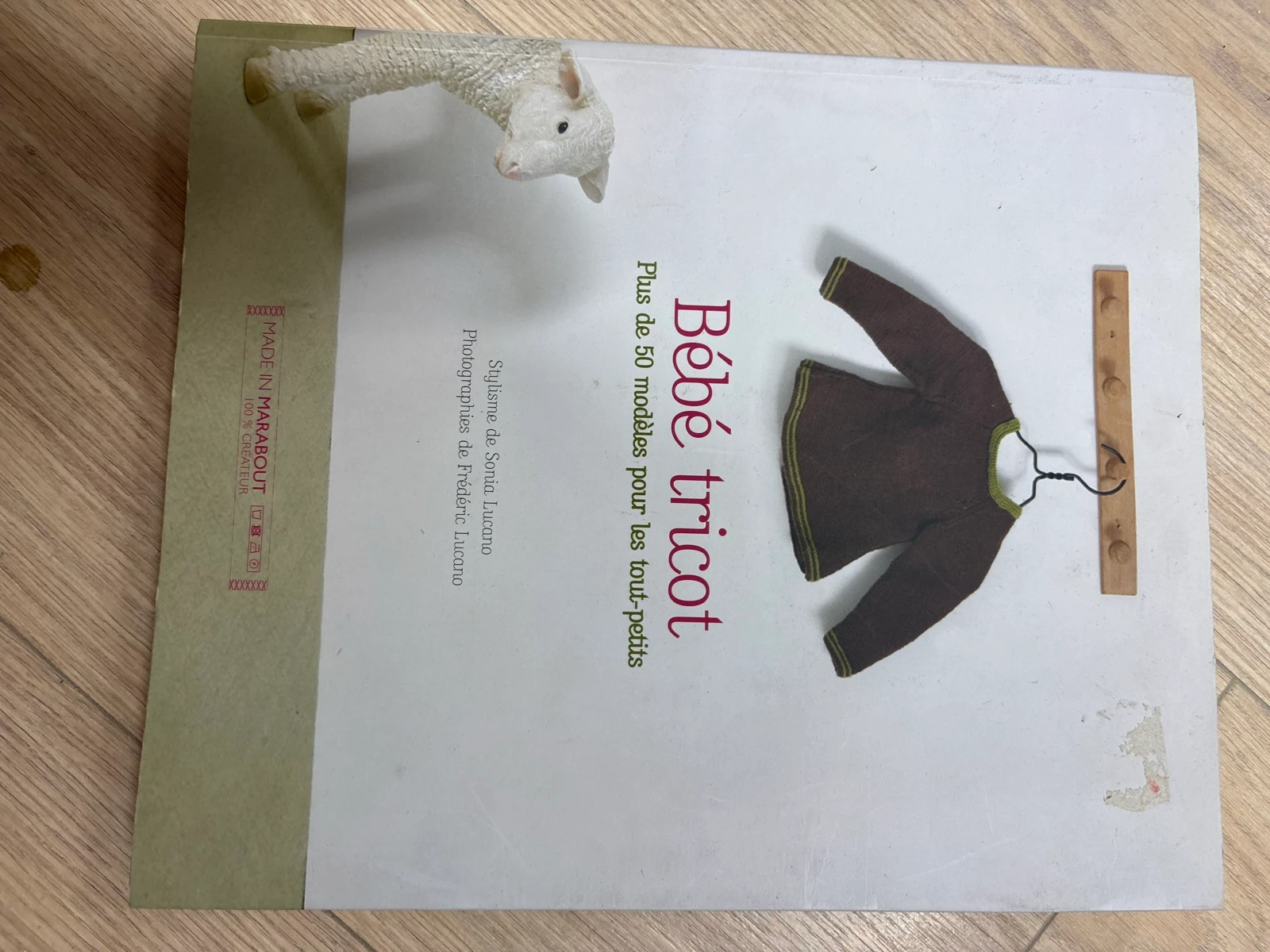 Livre bébé tricot 